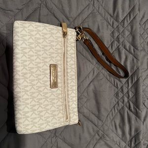 Michael Kors small wristlet